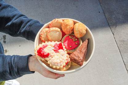 Valentine’s Day Pastry Box  💕